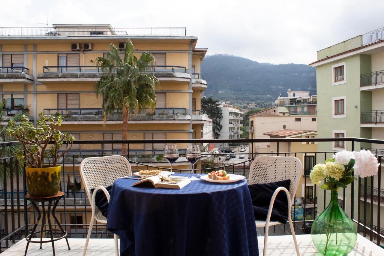 Casa Derosa In Sorrento Centro Appartement Buitenkant foto